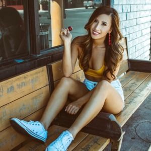 Meet your Posher, Paulina